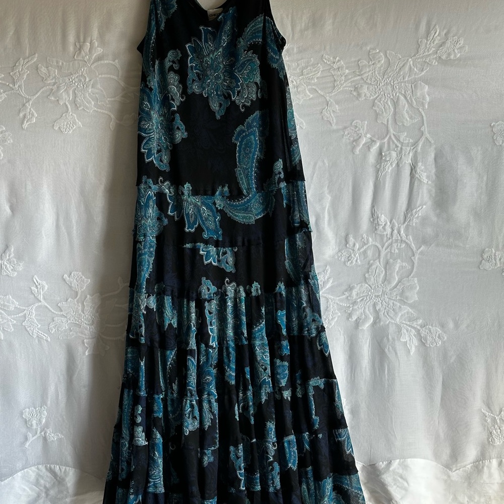 Chico's Black and Blue Paisley Maxi Dress, Boho, Flowy, Relaxed Fit Summer - Picture 13 of 13